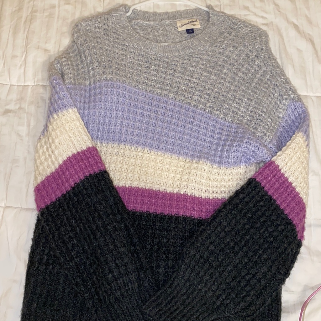 Size Xs Sweater